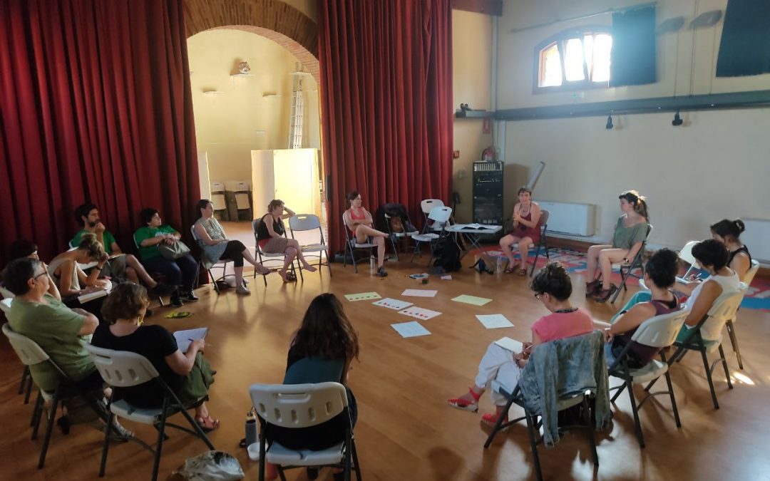 Reflexions, experiències i nous reptes durant la Jornada sobre cohabitatge ecofeminista a Santa Maria de Palautordera